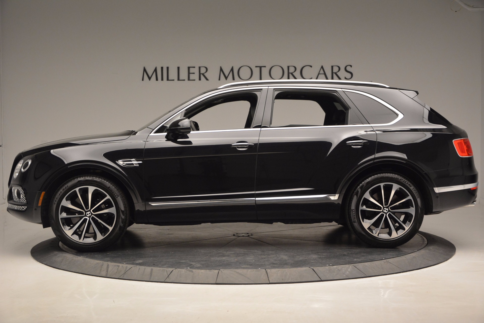 New 2017 Bentley Bentayga | Greenwich, CT - 1920 x 1283 jpeg 362kB