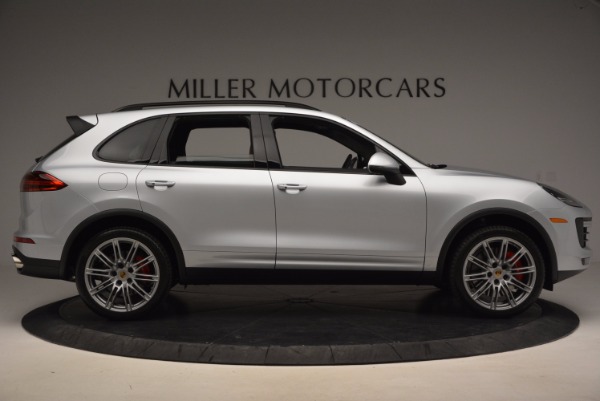 Used 2016 Porsche Cayenne Turbo for sale Sold at Alfa Romeo of Greenwich in Greenwich CT 06830 9