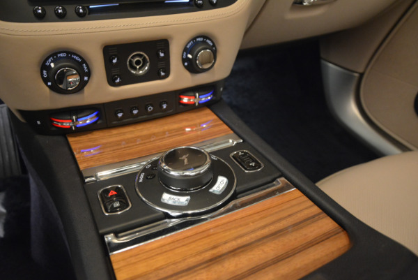 Used 2015 Rolls-Royce Wraith for sale Sold at Alfa Romeo of Greenwich in Greenwich CT 06830 21