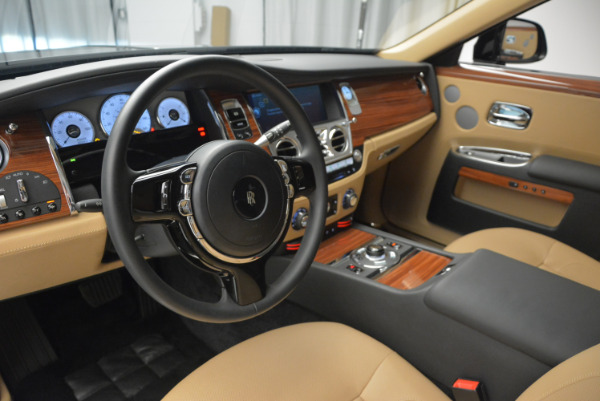 Used 2013 Rolls-Royce Ghost for sale Sold at Alfa Romeo of Greenwich in Greenwich CT 06830 17