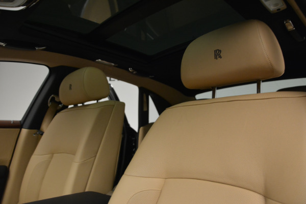 Used 2013 Rolls-Royce Ghost for sale Sold at Alfa Romeo of Greenwich in Greenwich CT 06830 18