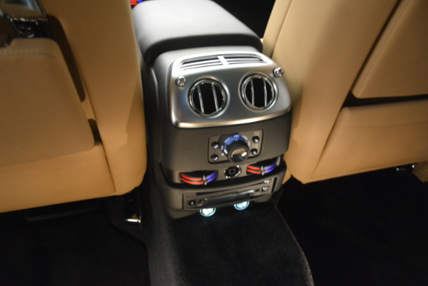 Used 2013 Rolls-Royce Ghost for sale Sold at Alfa Romeo of Greenwich in Greenwich CT 06830 23
