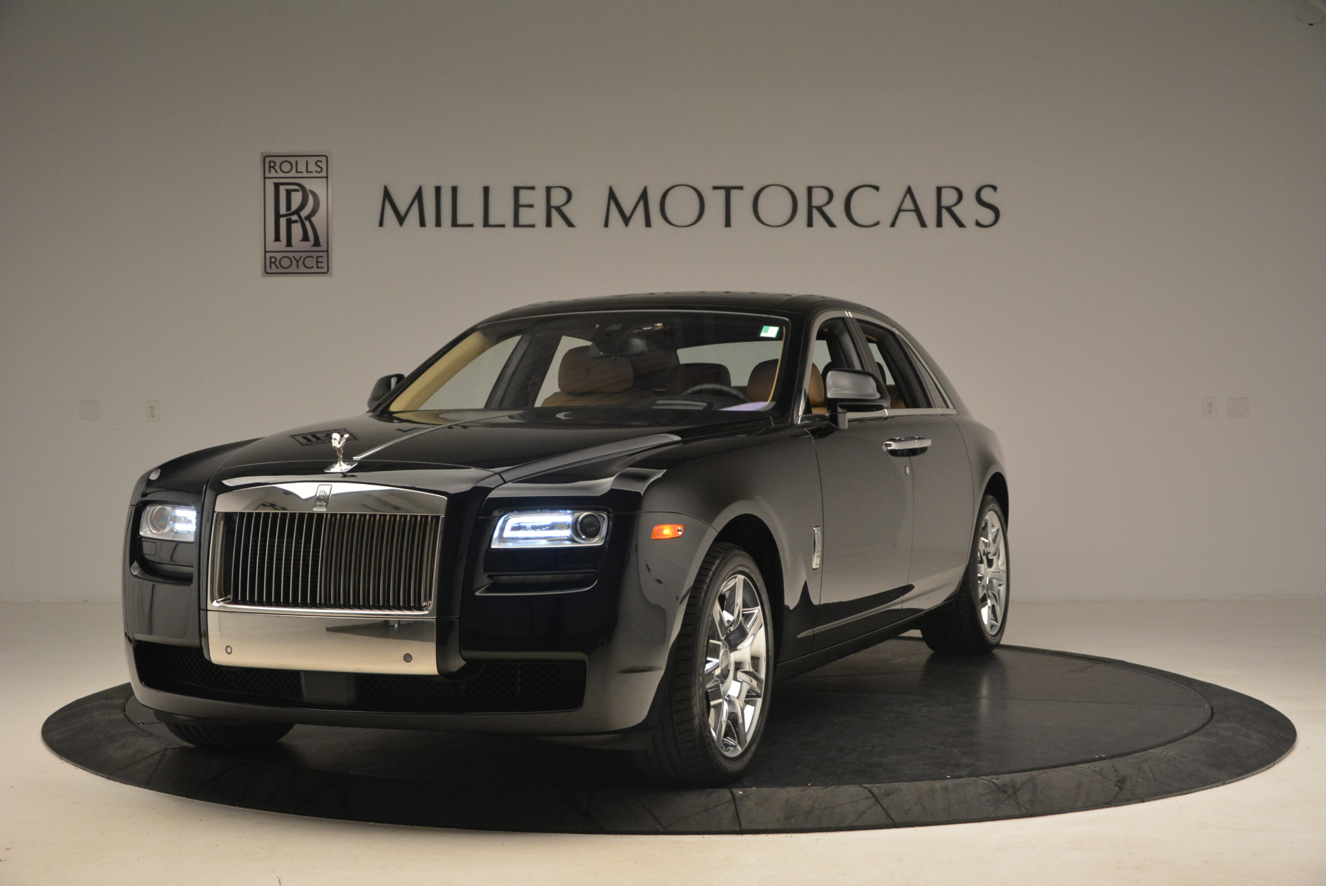Used 2013 Rolls-Royce Ghost for sale Sold at Alfa Romeo of Greenwich in Greenwich CT 06830 1