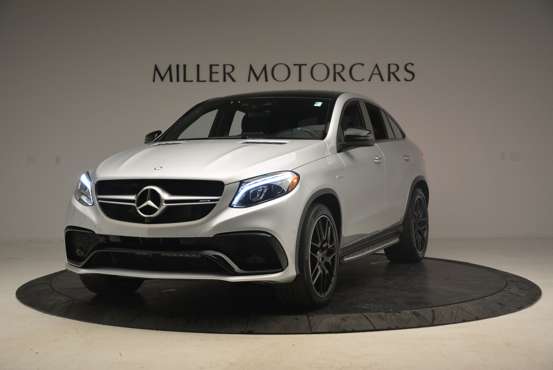 Used 2016 Mercedes Benz AMG GLE63 S for sale Sold at Alfa Romeo of Greenwich in Greenwich CT 06830 1