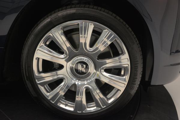 New 2016 Rolls-Royce Dawn for sale Sold at Alfa Romeo of Greenwich in Greenwich CT 06830 17