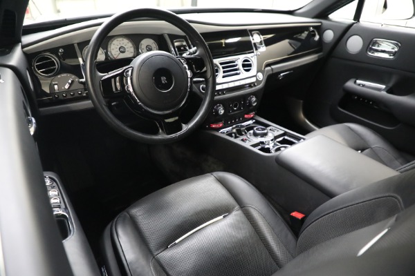 Used 2017 Rolls-Royce Wraith for sale $279,900 at Alfa Romeo of Greenwich in Greenwich CT 06830 14