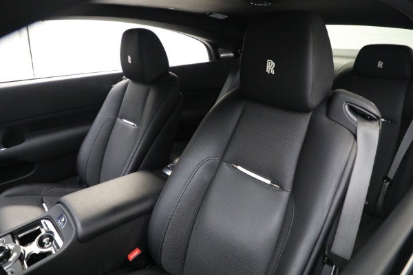 Used 2017 Rolls-Royce Wraith for sale $279,900 at Alfa Romeo of Greenwich in Greenwich CT 06830 15