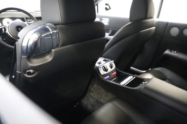 Used 2017 Rolls-Royce Wraith for sale $279,900 at Alfa Romeo of Greenwich in Greenwich CT 06830 16
