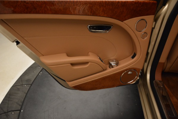 Used 2011 Bentley Mulsanne for sale Sold at Alfa Romeo of Greenwich in Greenwich CT 06830 26