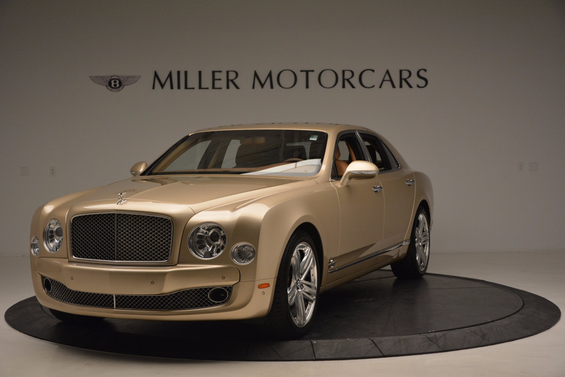 Used 2011 Bentley Mulsanne for sale Sold at Alfa Romeo of Greenwich in Greenwich CT 06830 1