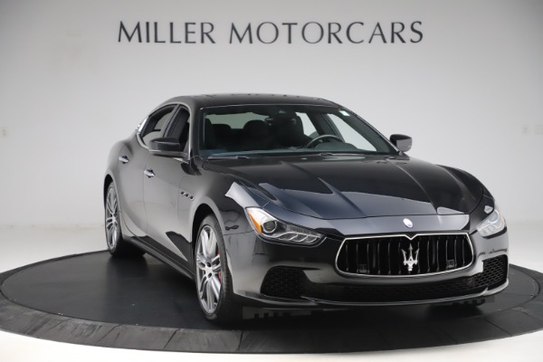 Used 2017 Maserati Ghibli S Q4 for sale Sold at Alfa Romeo of Greenwich in Greenwich CT 06830 11