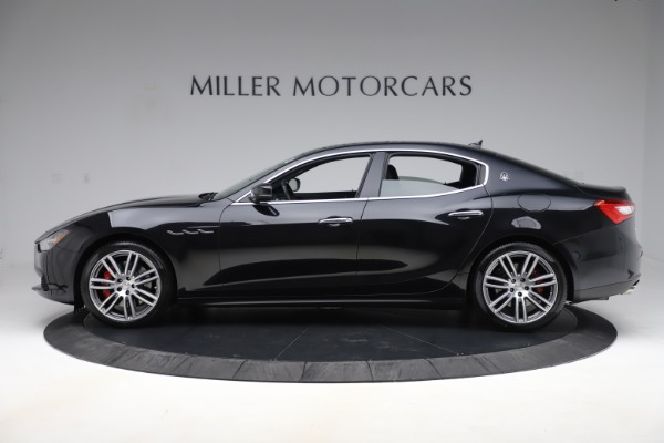 Used 2017 Maserati Ghibli S Q4 for sale Sold at Alfa Romeo of Greenwich in Greenwich CT 06830 3