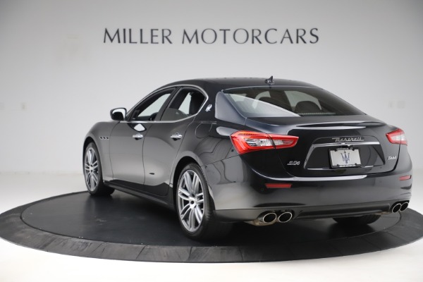 Used 2017 Maserati Ghibli S Q4 for sale Sold at Alfa Romeo of Greenwich in Greenwich CT 06830 5