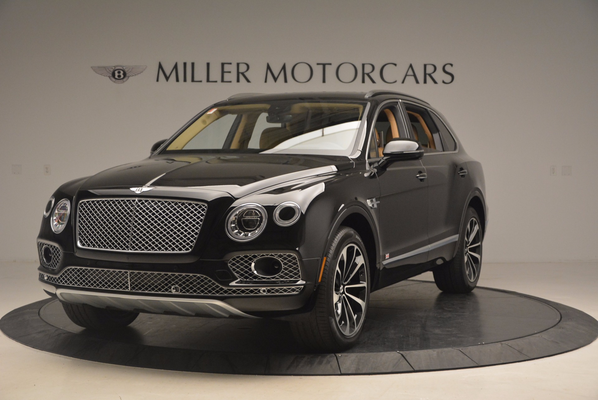 Used 2017 Bentley Bentayga for sale Sold at Alfa Romeo of Greenwich in Greenwich CT 06830 1