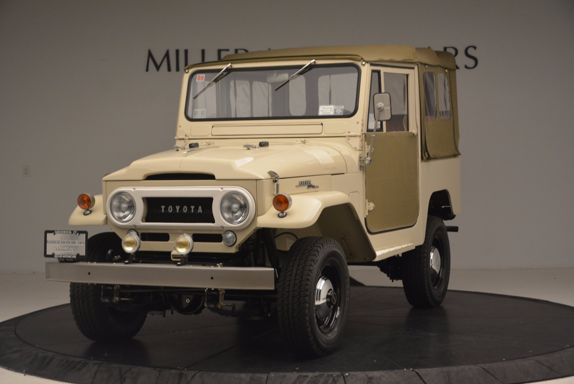 Used 1966 Toyota FJ40 Land Cruiser Land Cruiser for sale Sold at Alfa Romeo of Greenwich in Greenwich CT 06830 1