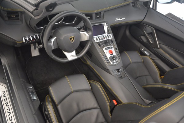 Used 2015 Lamborghini Aventador LP 700-4 for sale Sold at Alfa Romeo of Greenwich in Greenwich CT 06830 21