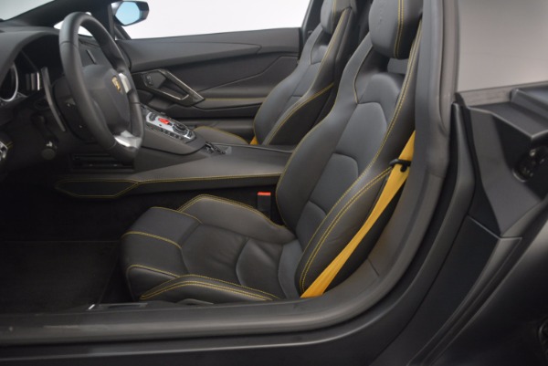 Used 2015 Lamborghini Aventador LP 700-4 for sale Sold at Alfa Romeo of Greenwich in Greenwich CT 06830 24