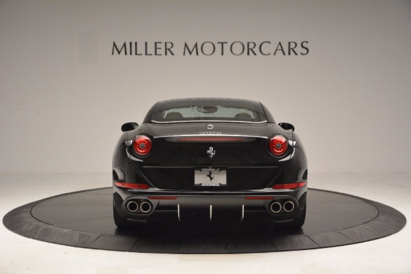 Used 2015 Ferrari California T for sale $155,900 at Alfa Romeo of Greenwich in Greenwich CT 06830 18