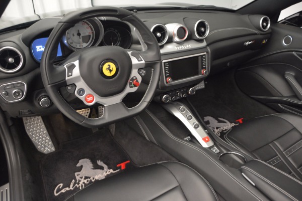 Used 2015 Ferrari California T for sale $153,900 at Alfa Romeo of Greenwich in Greenwich CT 06830 25
