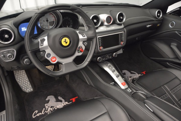 Used 2015 Ferrari California T for sale Sold at Alfa Romeo of Greenwich in Greenwich CT 06830 25