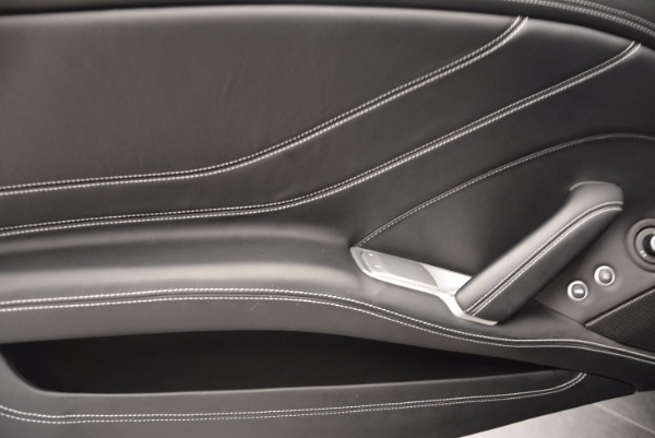 Used 2015 Ferrari California T for sale $153,900 at Alfa Romeo of Greenwich in Greenwich CT 06830 28