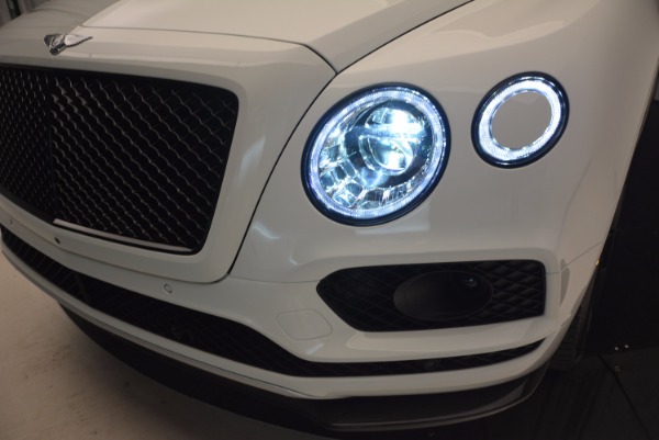 New 2018 Bentley Bentayga Black Edition for sale Sold at Alfa Romeo of Greenwich in Greenwich CT 06830 16
