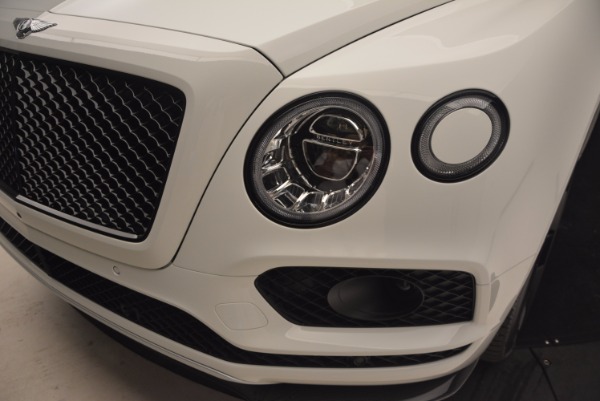 New 2018 Bentley Bentayga Black Edition for sale Sold at Alfa Romeo of Greenwich in Greenwich CT 06830 17