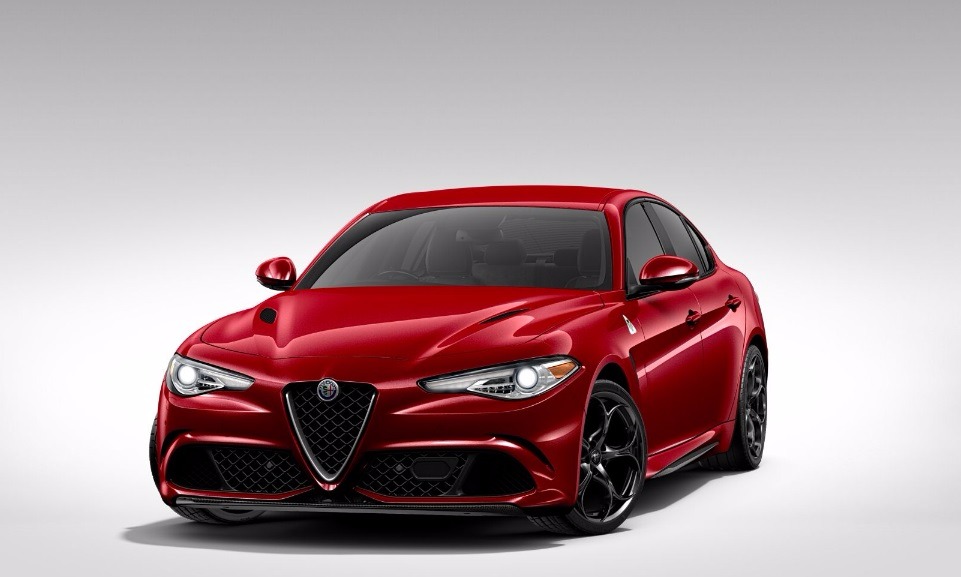 New 2017 Alfa Romeo Giulia Quadrifoglio Quadrifoglio for sale Sold at Alfa Romeo of Greenwich in Greenwich CT 06830 1