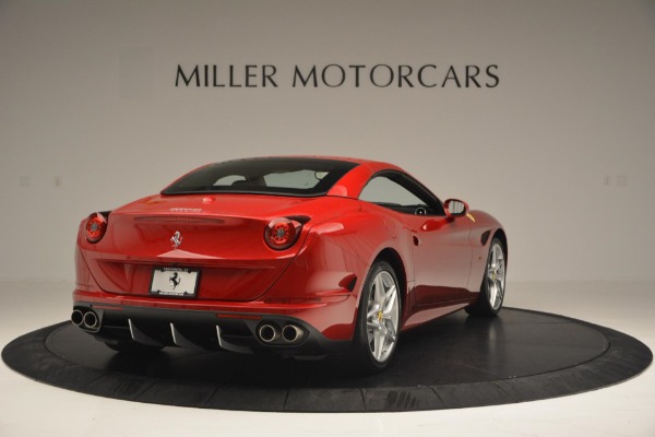 Used 2015 Ferrari California T for sale Sold at Alfa Romeo of Greenwich in Greenwich CT 06830 19