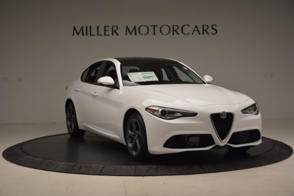 New 2017 Alfa Romeo Giulia Q4 for sale Sold at Alfa Romeo of Greenwich in Greenwich CT 06830 11