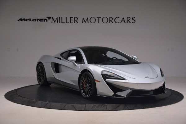 Used 2017 McLaren 570 GT for sale $169,900 at Alfa Romeo of Greenwich in Greenwich CT 06830 11