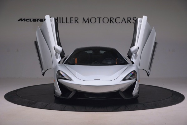 Used 2017 McLaren 570GT for sale Sold at Alfa Romeo of Greenwich in Greenwich CT 06830 13