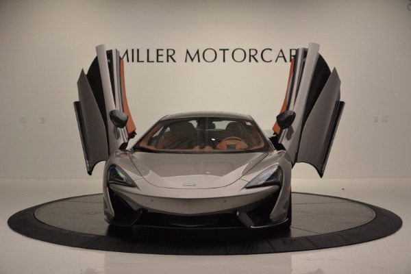 Used 2016 McLaren 570S for sale Sold at Alfa Romeo of Greenwich in Greenwich CT 06830 13