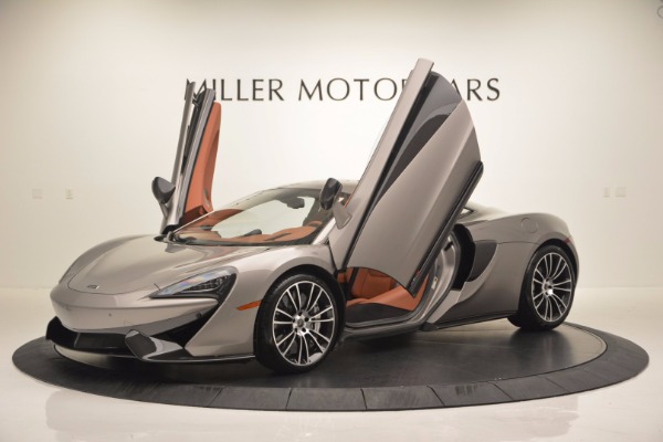 Used 2016 McLaren 570S for sale Sold at Alfa Romeo of Greenwich in Greenwich CT 06830 14