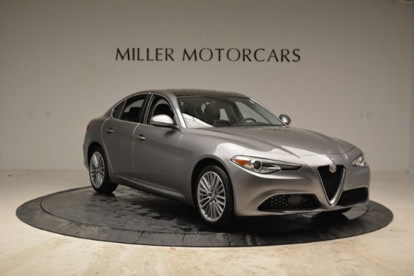 New 2017 Alfa Romeo Giulia Ti Lusso Q4 for sale Sold at Alfa Romeo of Greenwich in Greenwich CT 06830 11