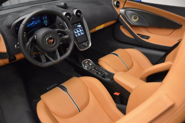 Used 2018 McLaren 570S Spider for sale Sold at Alfa Romeo of Greenwich in Greenwich CT 06830 26