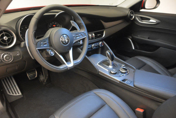 New 2017 Alfa Romeo Giulia Sport Q4 for sale Sold at Alfa Romeo of Greenwich in Greenwich CT 06830 13