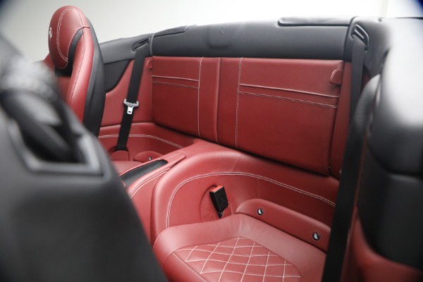Used 2016 Ferrari California T for sale $119,900 at Alfa Romeo of Greenwich in Greenwich CT 06830 16