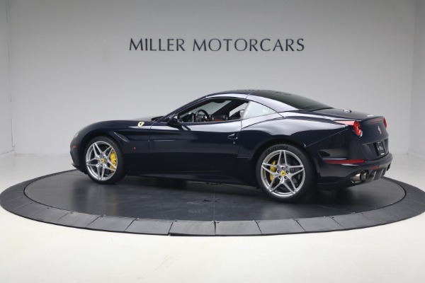 Used 2016 Ferrari California T for sale $119,900 at Alfa Romeo of Greenwich in Greenwich CT 06830 26