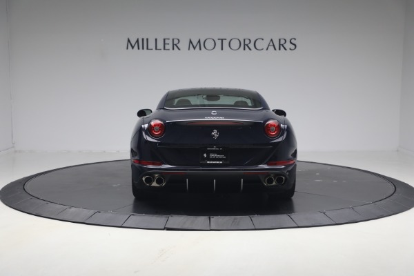 Used 2016 Ferrari California T for sale $119,900 at Alfa Romeo of Greenwich in Greenwich CT 06830 28