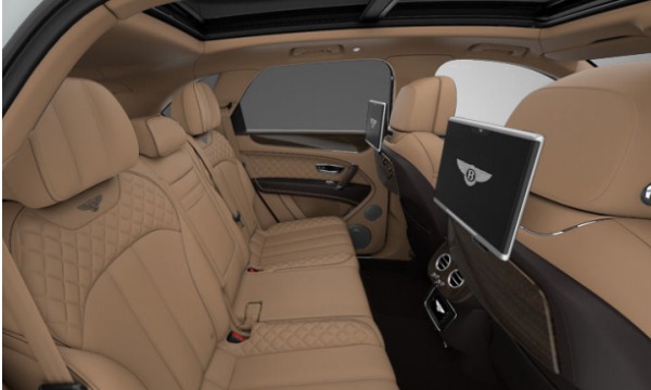 Used 2017 Bentley Bentayga for sale Sold at Alfa Romeo of Greenwich in Greenwich CT 06830 7