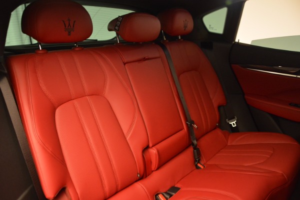New 2017 Maserati Levante for sale Sold at Alfa Romeo of Greenwich in Greenwich CT 06830 26