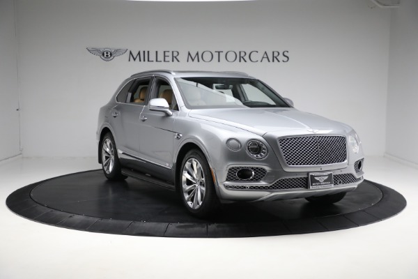 Used 2018 Bentley Bentayga W12 Signature Edition for sale Sold at Alfa Romeo of Greenwich in Greenwich CT 06830 11