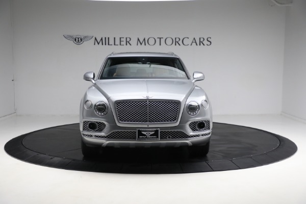 Used 2018 Bentley Bentayga W12 Signature Edition for sale Sold at Alfa Romeo of Greenwich in Greenwich CT 06830 12
