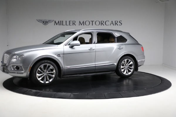 Used 2018 Bentley Bentayga W12 Signature Edition for sale Sold at Alfa Romeo of Greenwich in Greenwich CT 06830 2