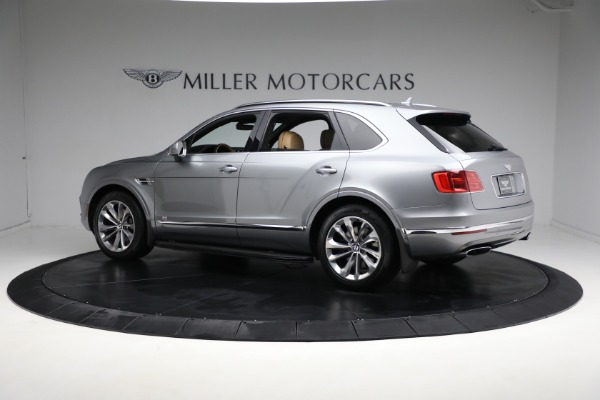 Used 2018 Bentley Bentayga W12 Signature Edition for sale Sold at Alfa Romeo of Greenwich in Greenwich CT 06830 4