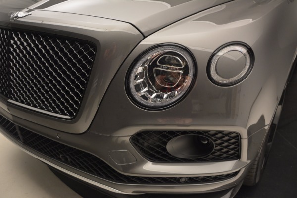 New 2018 Bentley Bentayga Black Edition for sale Sold at Alfa Romeo of Greenwich in Greenwich CT 06830 17