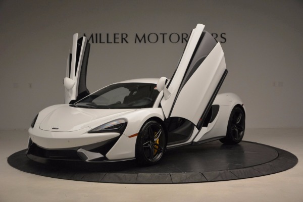 New 2017 McLaren 570S for sale Sold at Alfa Romeo of Greenwich in Greenwich CT 06830 14