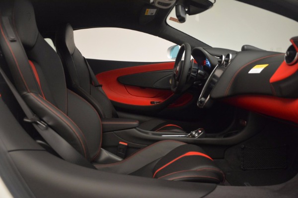 Used 2017 McLaren 570S for sale Sold at Alfa Romeo of Greenwich in Greenwich CT 06830 20