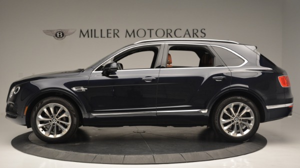 Used 2018 Bentley Bentayga W12 Signature for sale Sold at Alfa Romeo of Greenwich in Greenwich CT 06830 3